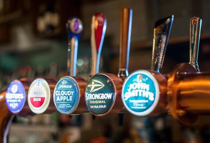 فندق صغير Pub On The Hoe