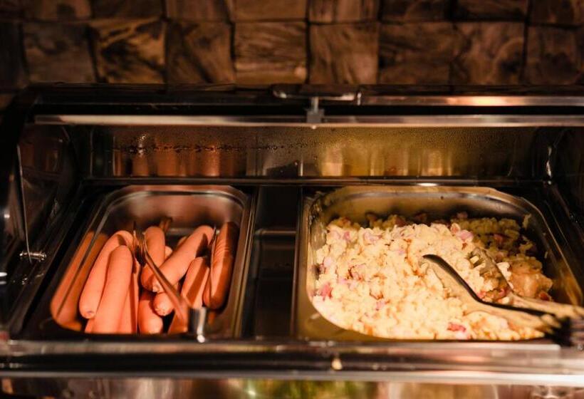 هتل Biador Apartments