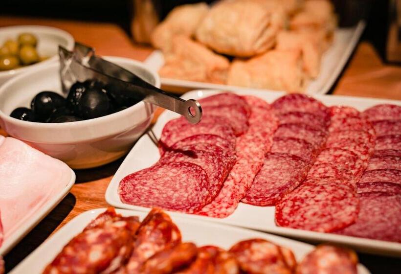 هتل Biador Apartments