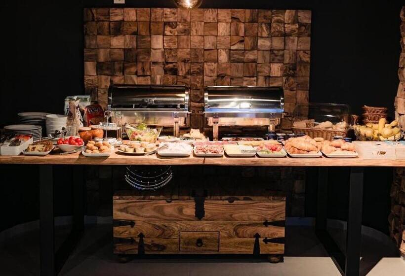 هتل Biador Apartments