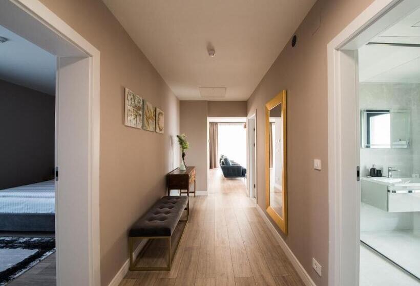 هتل Biador Apartments