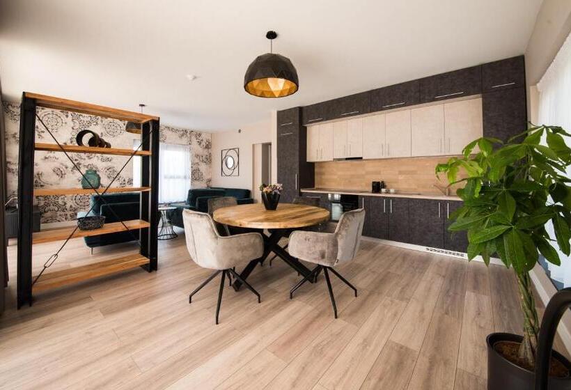 هتل Biador Apartments