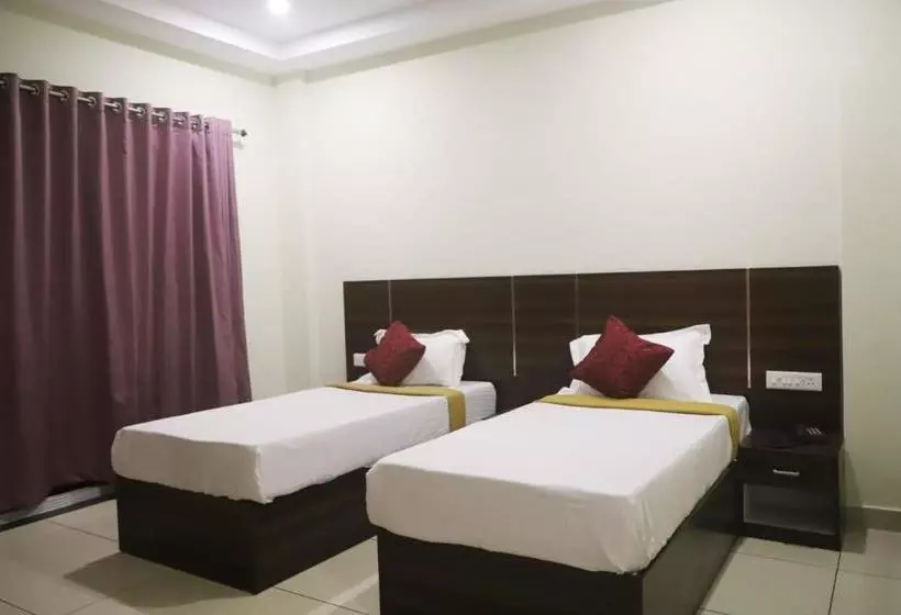 Hotelli Lake Forest Munnar