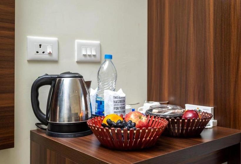 ホテル Lake Forest Munnar