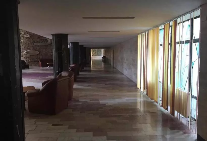 ホテル Lebăda