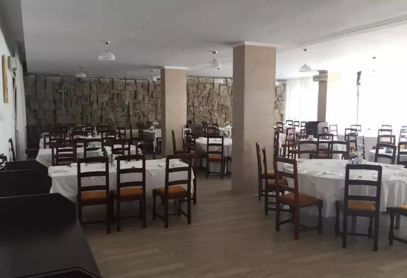 ホテル Lebăda