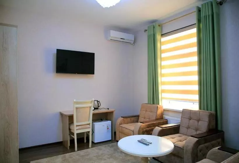Hotel Luxe House