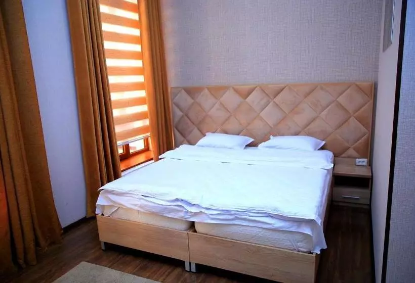 Hotel Luxe House