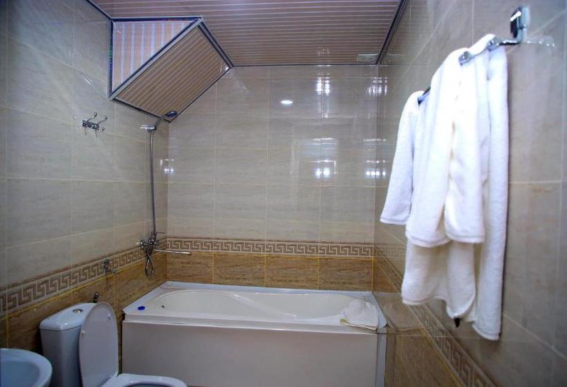 בית מלון כפרי Luxe House