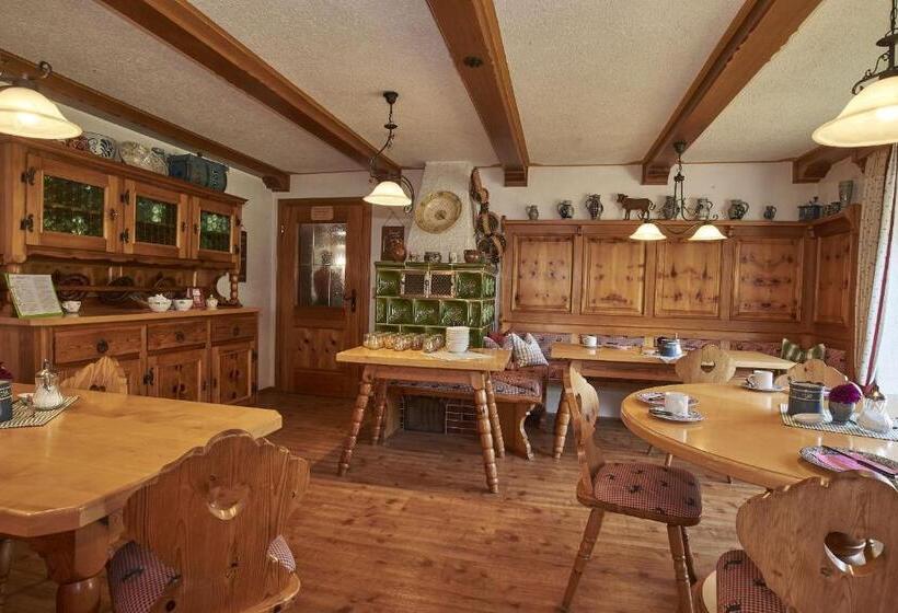 פנסיון Landhaus Maltermoos