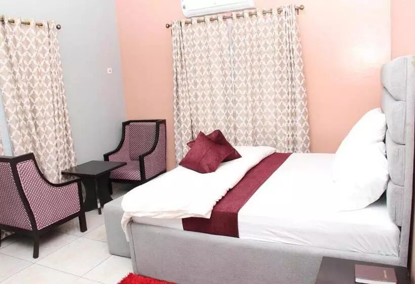 پانسیون Room In Lodge   Blooms Spot Hotel Self Service Apartment