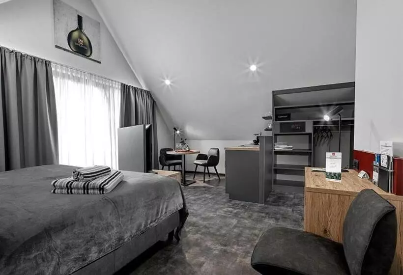 Majatalo Weinmotel Simon 1 A