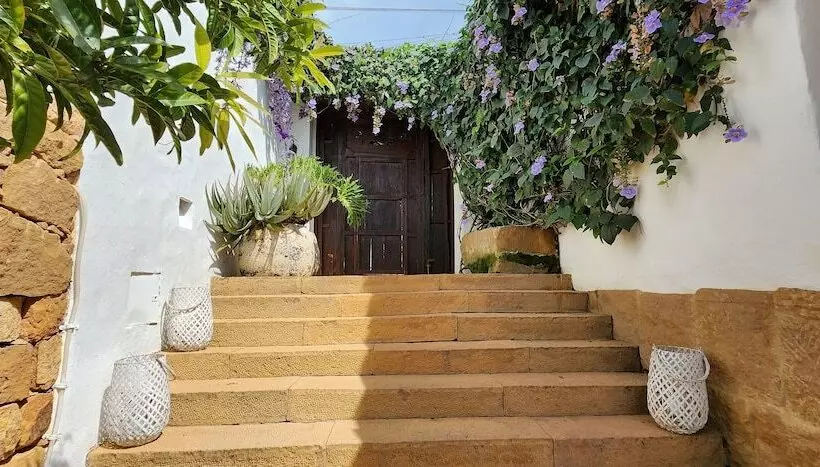 Aamiaismajoitus (B&B) Casa Yahri