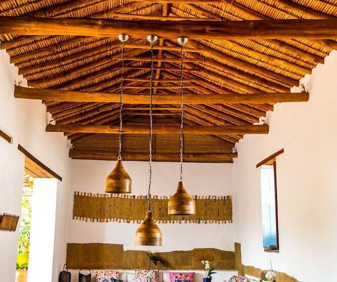 تختخواب و صبحانه Casa Yahri