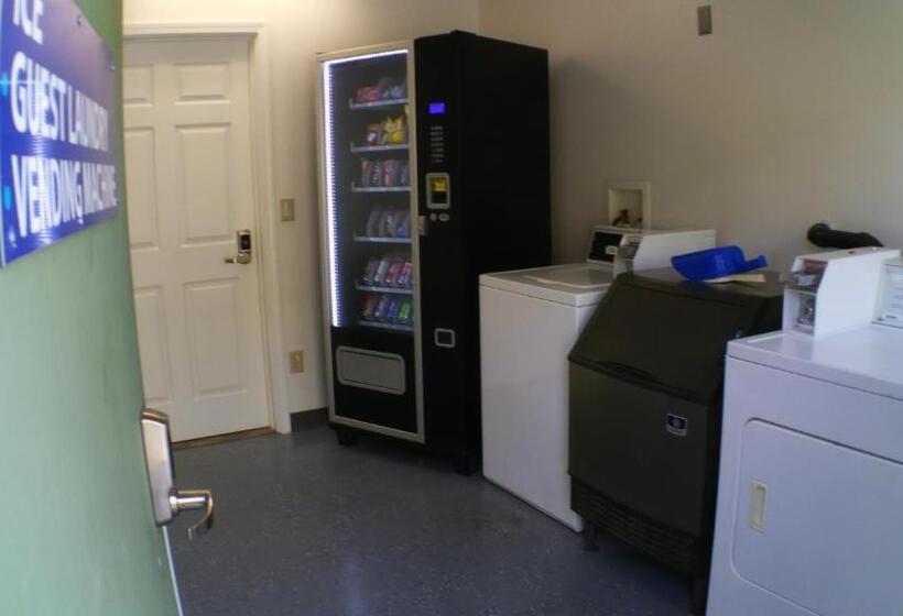 호텔 Bear Counrty Inn