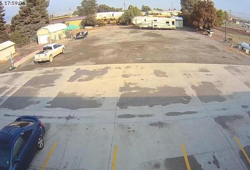 호텔 Bear Counrty Inn