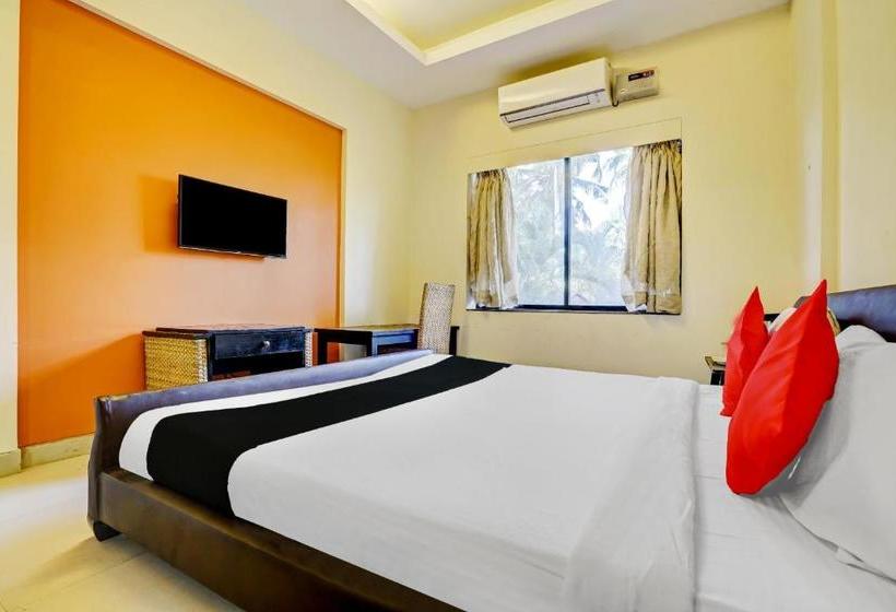 בית מלון כפרי Vaccinated Staff  Capital O Kov082 Country Club Hospitality