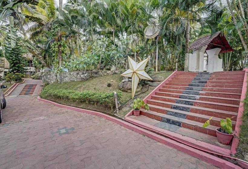 בית מלון כפרי Vaccinated Staff  Capital O Kov082 Country Club Hospitality