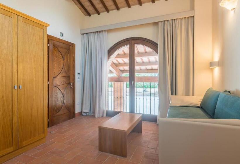 ホテル Collina Dei Poeti