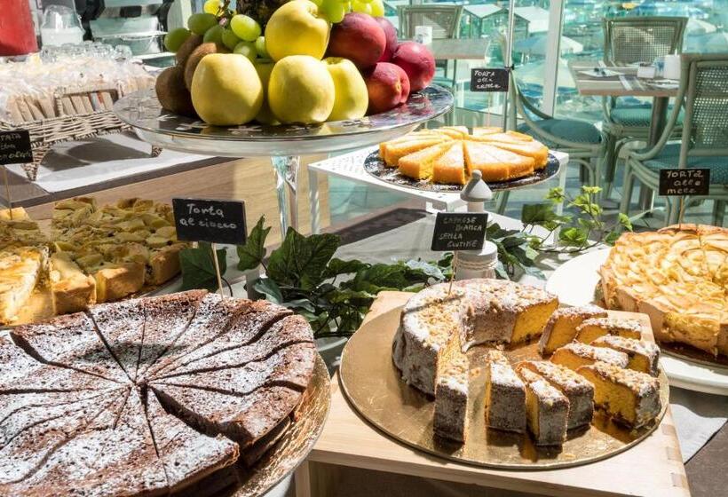 ホテル International