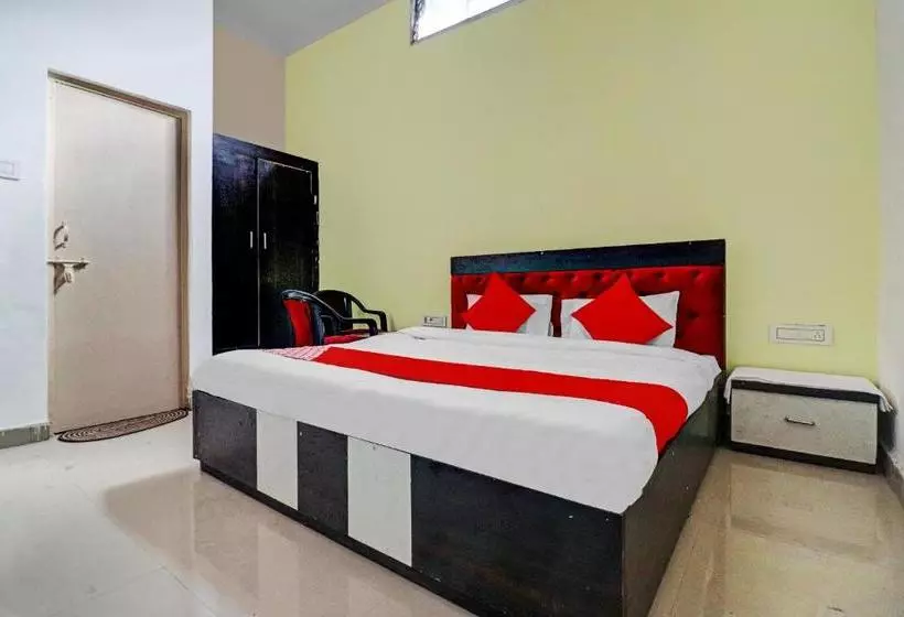 Hotelli Oyo 74957 Hotal Niwari House