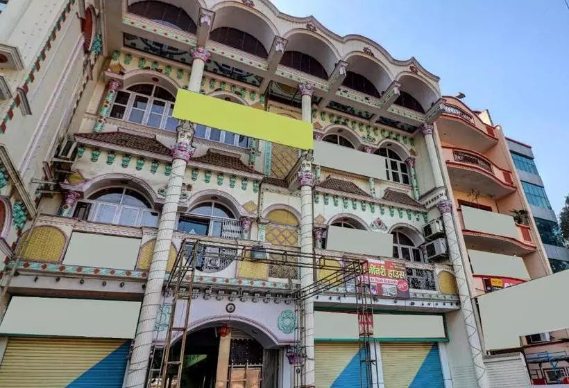 Hotelli Oyo 74957 Hotal Niwari House