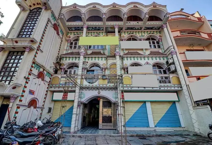 Hotelli Oyo 74957 Hotal Niwari House