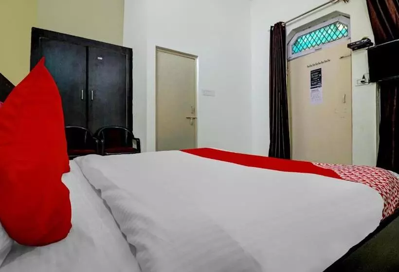 Hotelli Oyo 74957 Hotal Niwari House