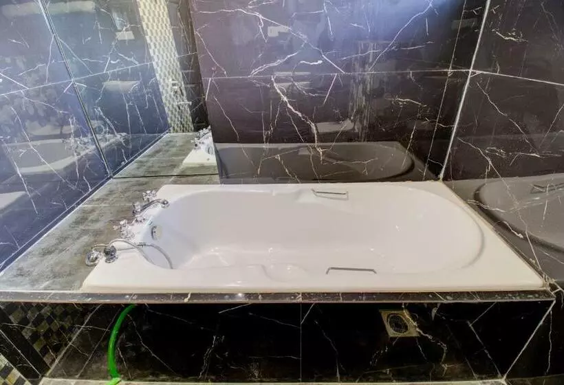 ホテル Samaira Residency,dombivali