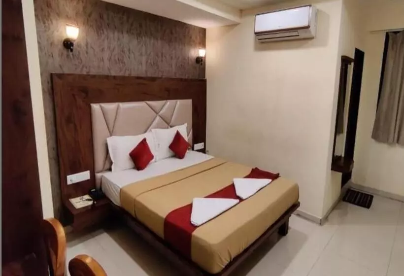 ホテル Samaira Residency,dombivali
