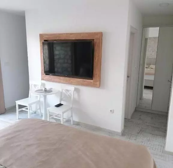 Vila Mira