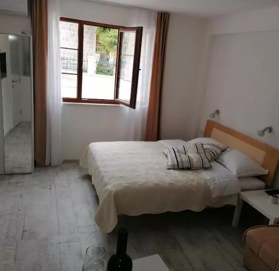 Vila Mira