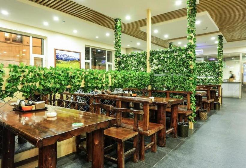 Lavande Hotel Alxa Zuoqi Tullict South Road