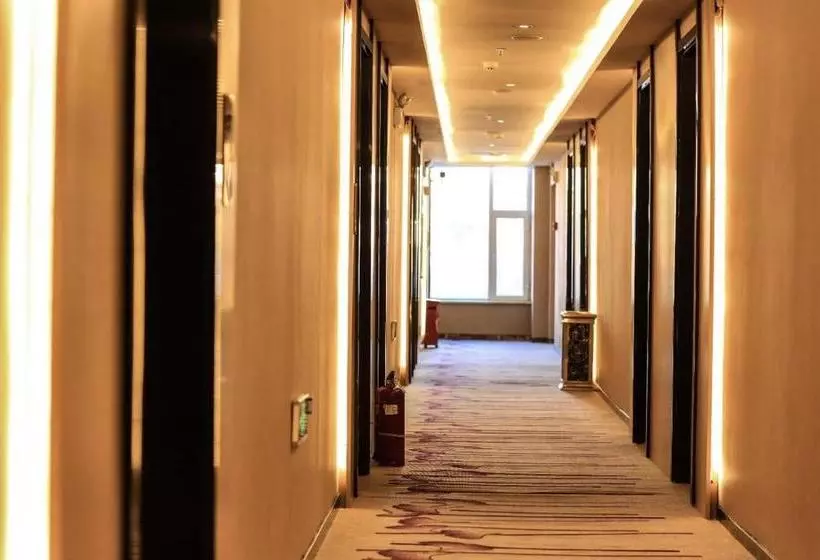 Lavande Hotel Alxa Zuoqi Tullict South Road