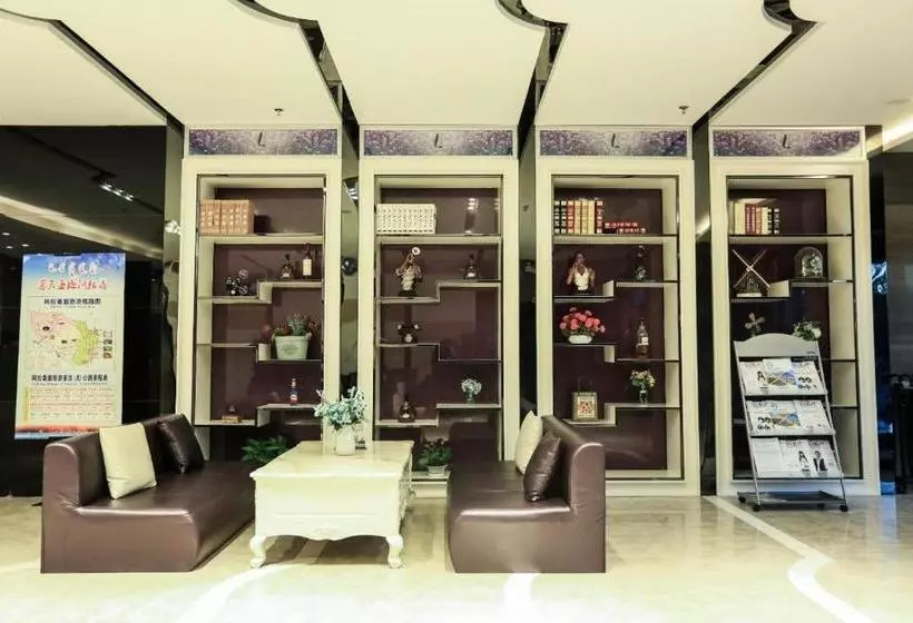 Lavande Hotel Alxa Zuoqi Tullict South Road