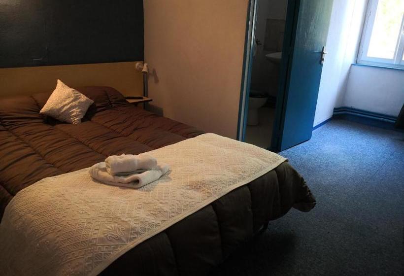 בית מלון כפרי Le Somail