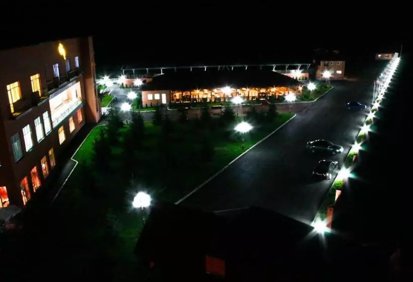 Hotelli Parade Allure