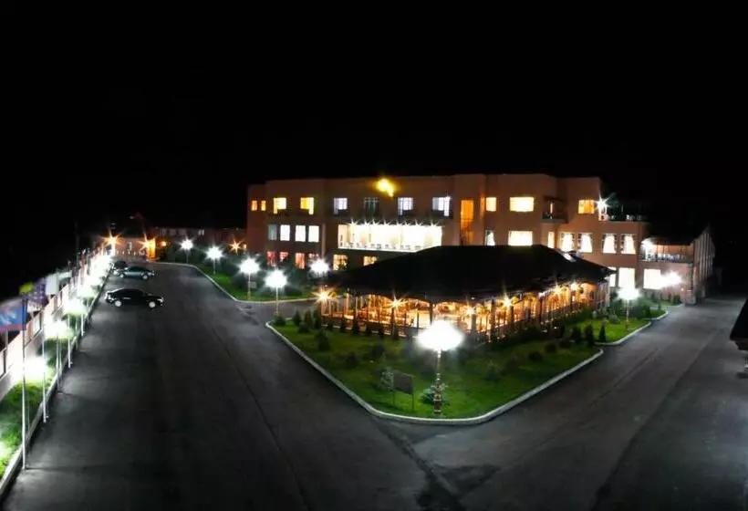 Hotelli Parade Allure