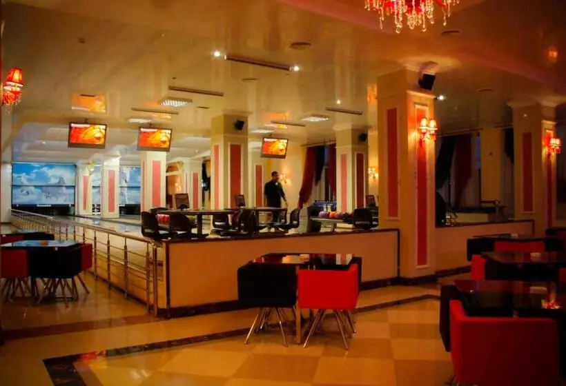 Hotelli Parade Allure