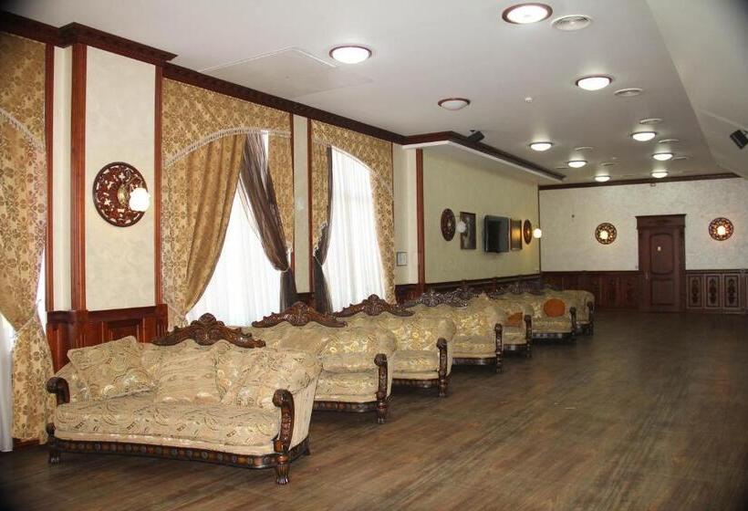 فندق Parade Allure