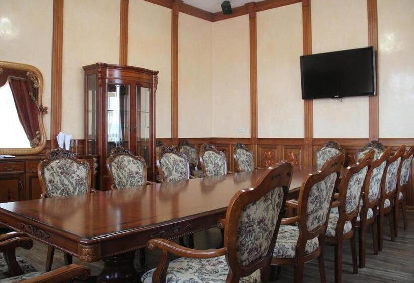 فندق Parade Allure