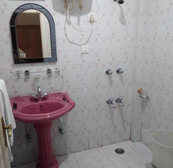 Mashoo Resorts , Bhuntar