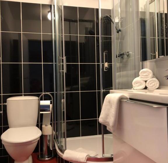 Maxmillian Pension & Restaurant