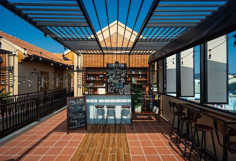 پانسیون The Yard Phu Quoc