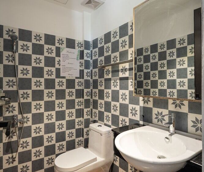 پانسیون The Yard Phu Quoc