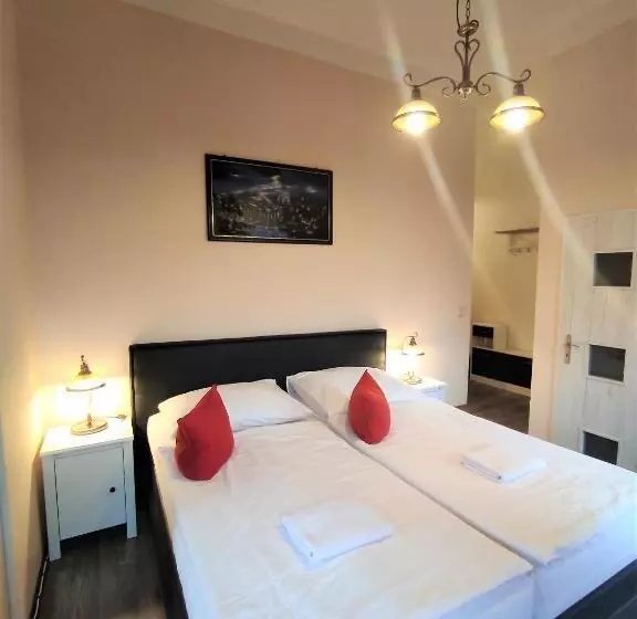 Sherwood Hotel Vojkovice Nad Ohří