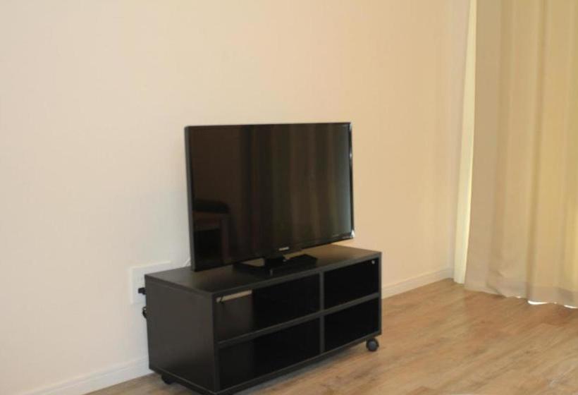 הוסטל Gate Inn Nago