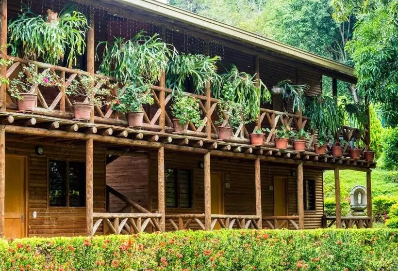 ユースホステル Hostería Miraflores