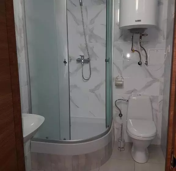 تختخواب و صبحانه готель біля фонтану