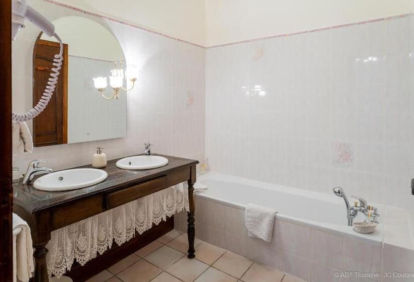 צימר Le Vieux Château De Hommes